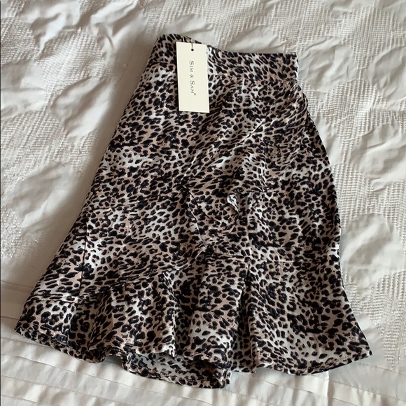 M | leopard skirt - Picture 2 of 7